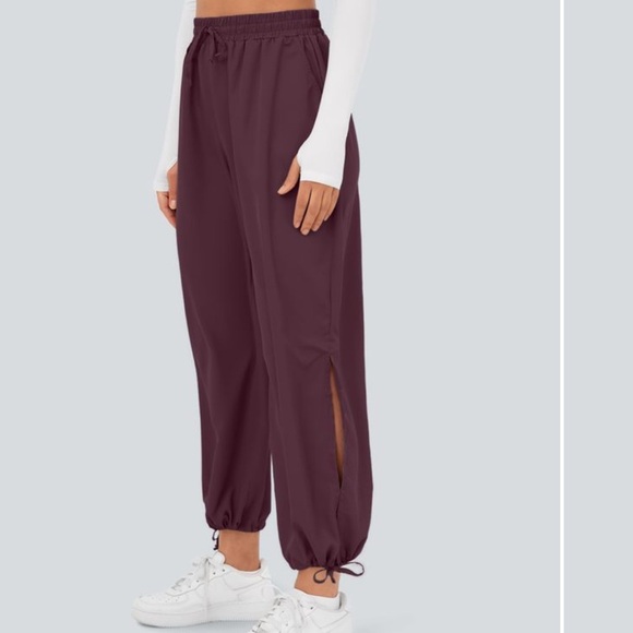 NWT Breezeful High Waisted Drawstring Side Pocket Split Hem Quick Dry Joggers XL - Picture 1 of 5